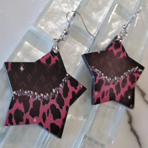 Pink Star Shaped Earrings - Picture 1 of 11